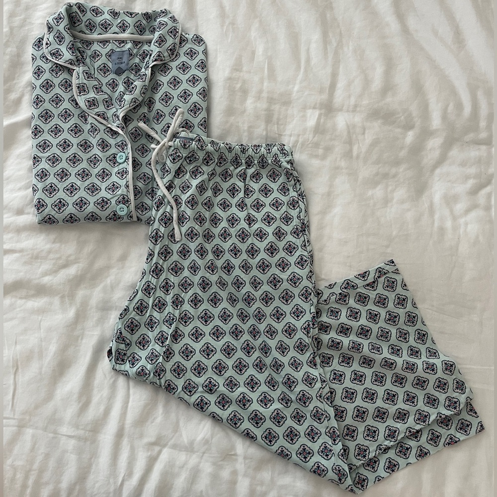 Jane and Bleecker Ladies' Capri PJ Set